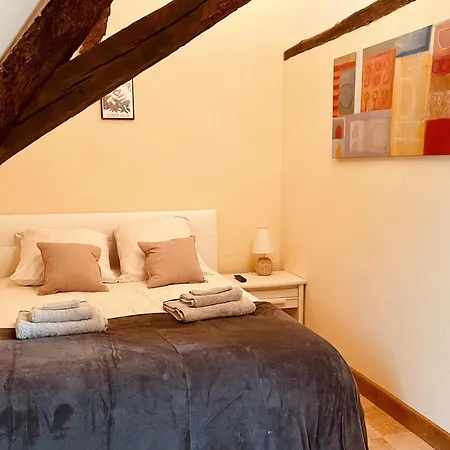 Casa de Férias Le Domaine De Camberoux La Grande Longere